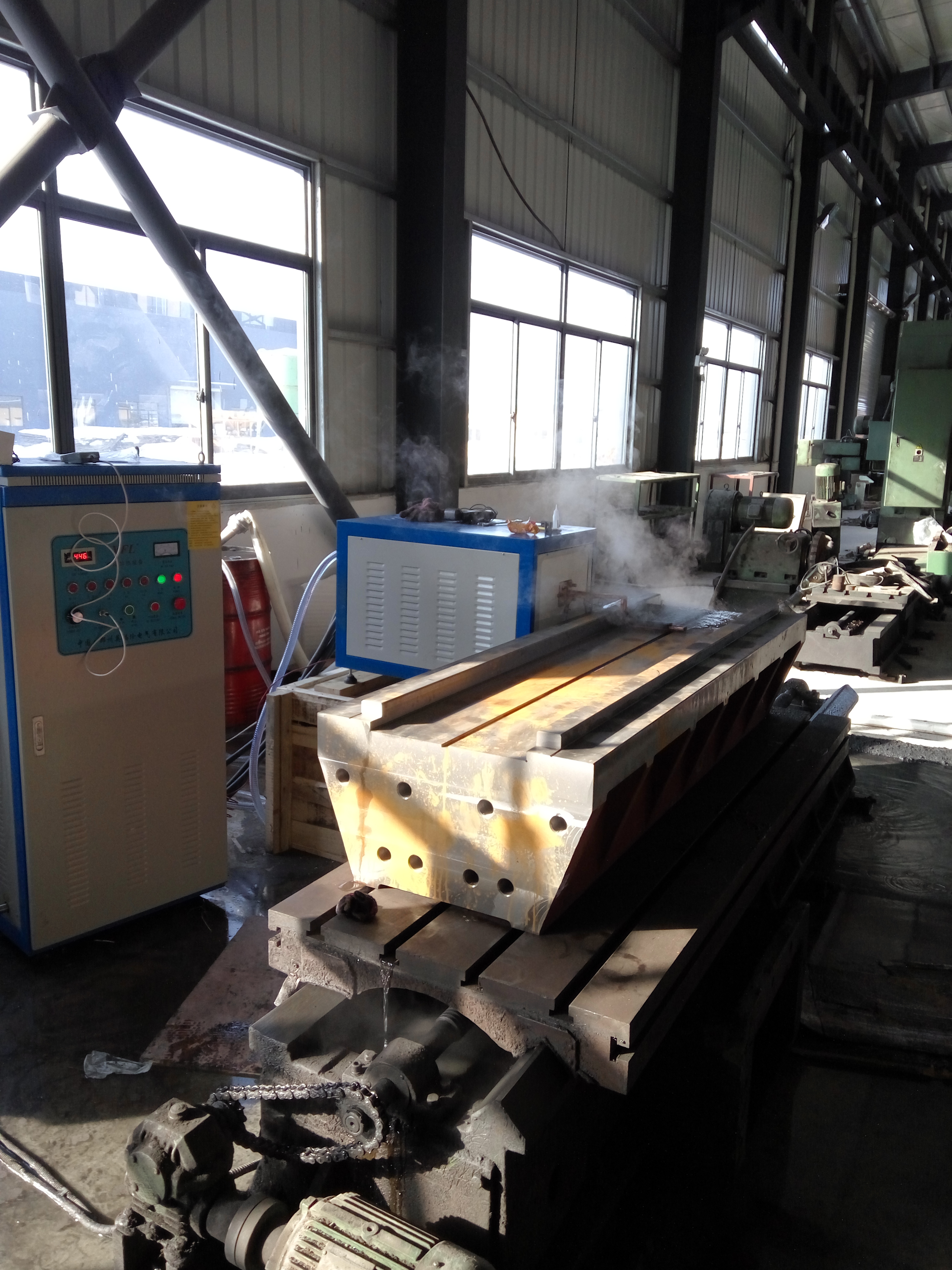 分體式超音頻淬火設(shè)備160KW智能硬軌淬火機(jī)床免運(yùn)費(fèi)