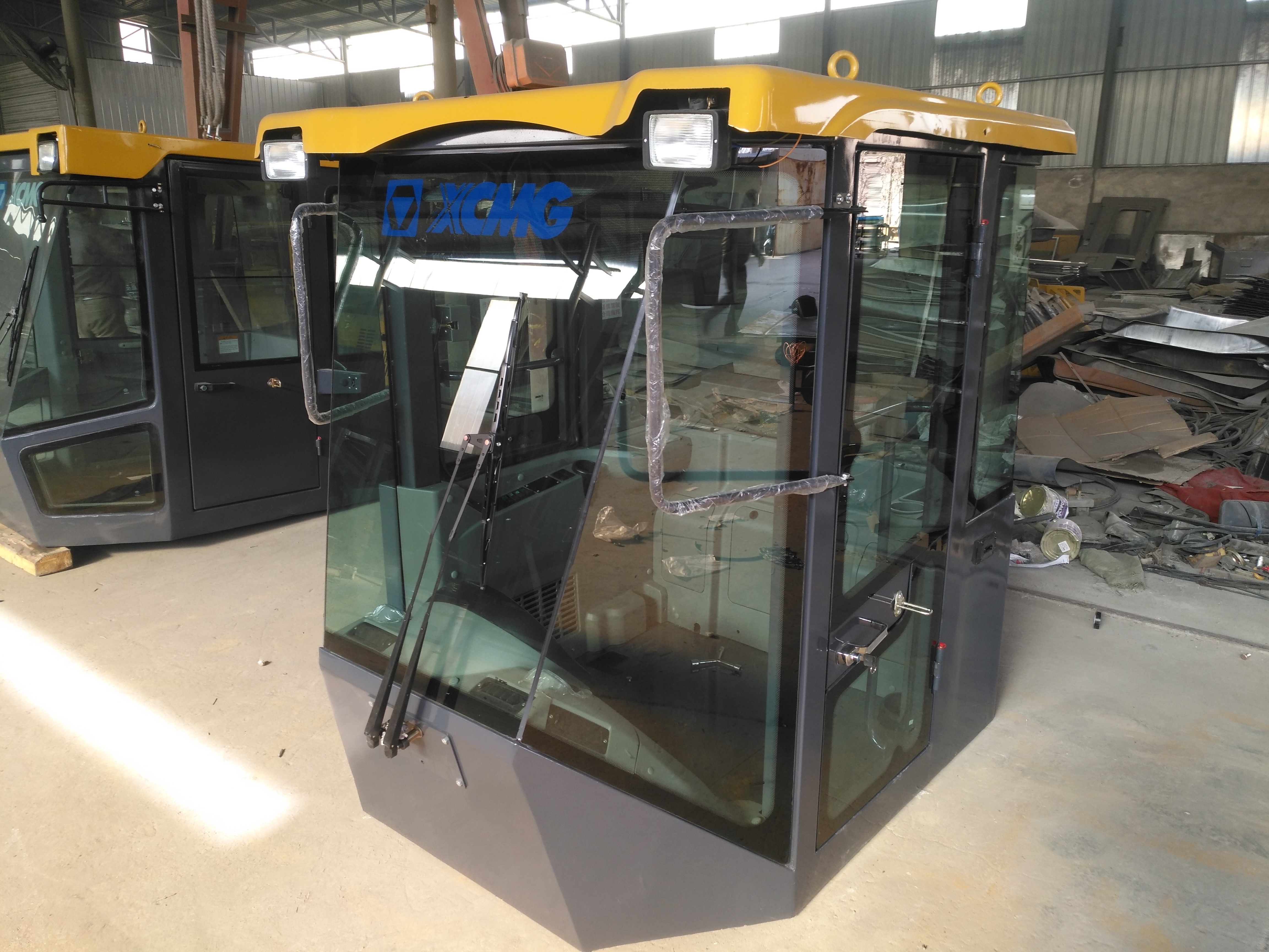 徐工LW500KN裝載機(jī)駕駛室廠家直接銷售規(guī)格齊全，支持定制