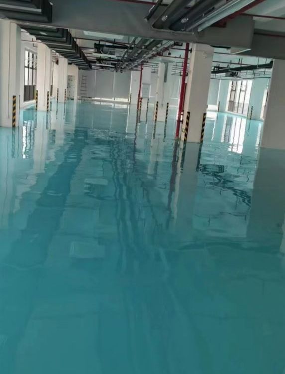環(huán)氧地坪漆施工車(chē)庫(kù)固化地坪聚氨酯自流平制作地面起砂拋光