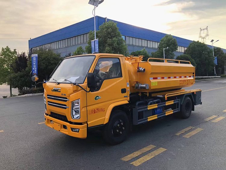 江鈴順達(dá)下地下室市政管道搶修車下水道吸污排污車廠家直發(fā)