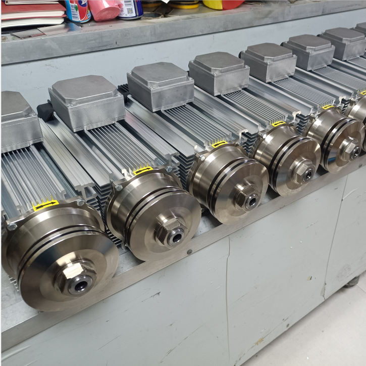 KOM7080鋁材高速切割電機(jī)精密鋸切電機(jī)夾鋸片電主軸