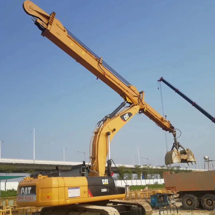 修建高速公路專用挖掘機(jī)伸縮臂定做、8-32米定制