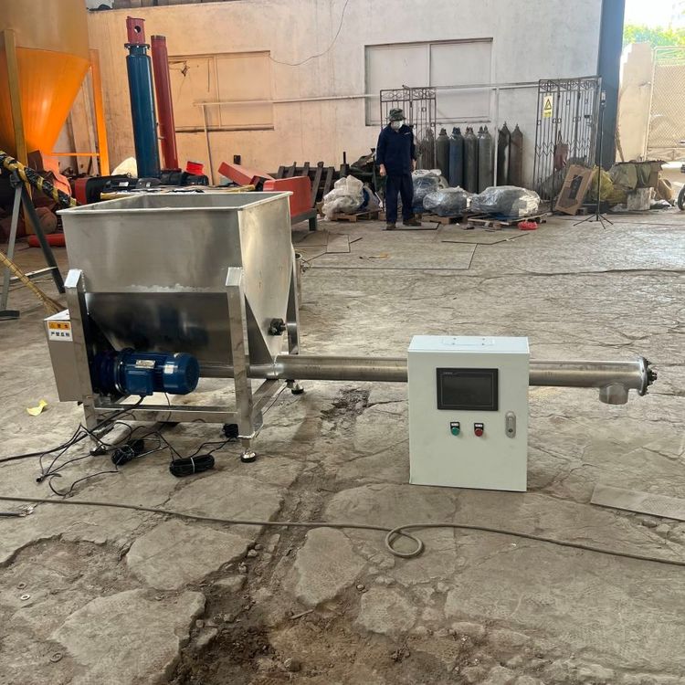 不銹鋼材質氫氧化鈣粉螺旋送料機速度可調節(jié)喂粉設備