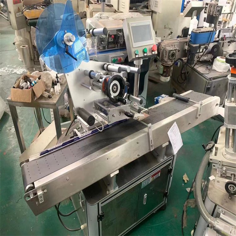 全自動不干膠貼標機二手設備飲料瓶子貼標化妝品設備標簽機