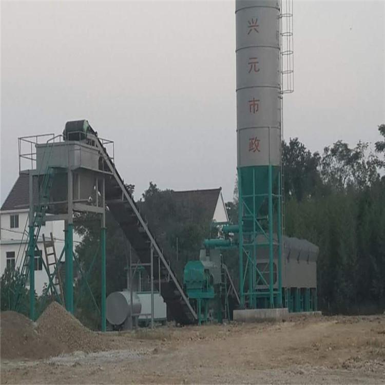 穩(wěn)定土攪拌站貝特生產(chǎn)效率修建公路立式水泥倉