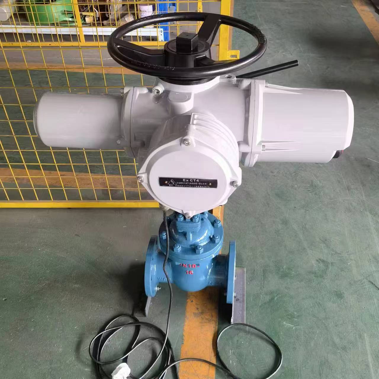 揚修電動執(zhí)行器F-DZW-30智能調(diào)節(jié)型帶RS485通訊協(xié)議楊修執(zhí)行機構(gòu)