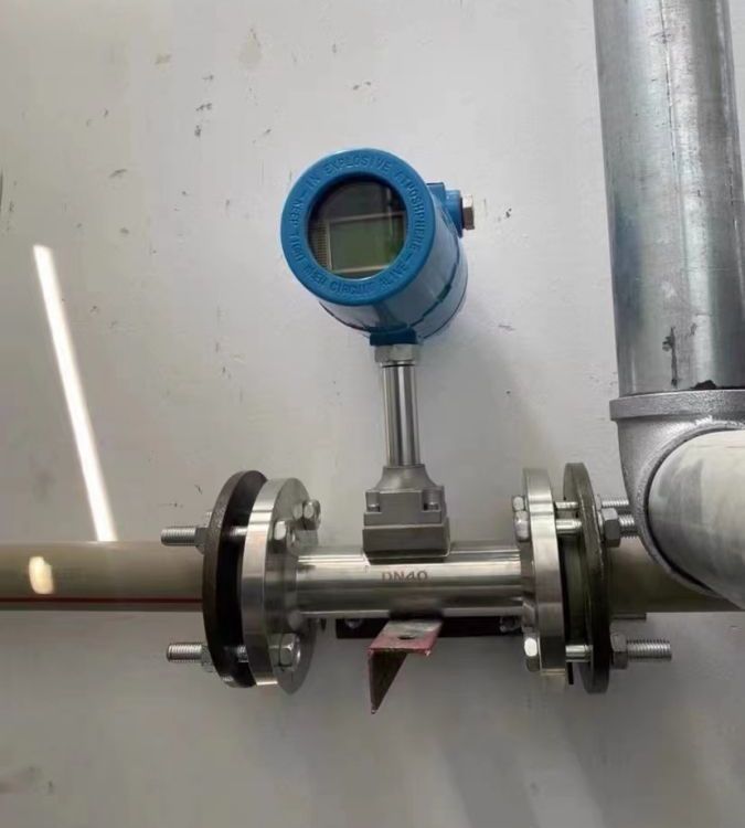 CHWVN且遠耐高溫防塵防潮熱式氣體流量檢測裝置帶液晶數顯高精度
