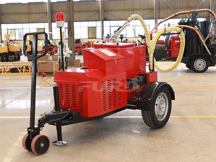 FGF-100新款瀝青灌縫機路面養(yǎng)護修補設備廠家直銷