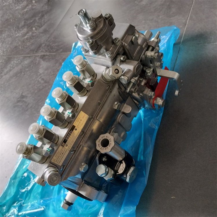 康明斯6C8.3燃油泵3991485挖掘機平地機6CTA8.3發(fā)動機缸體3971387