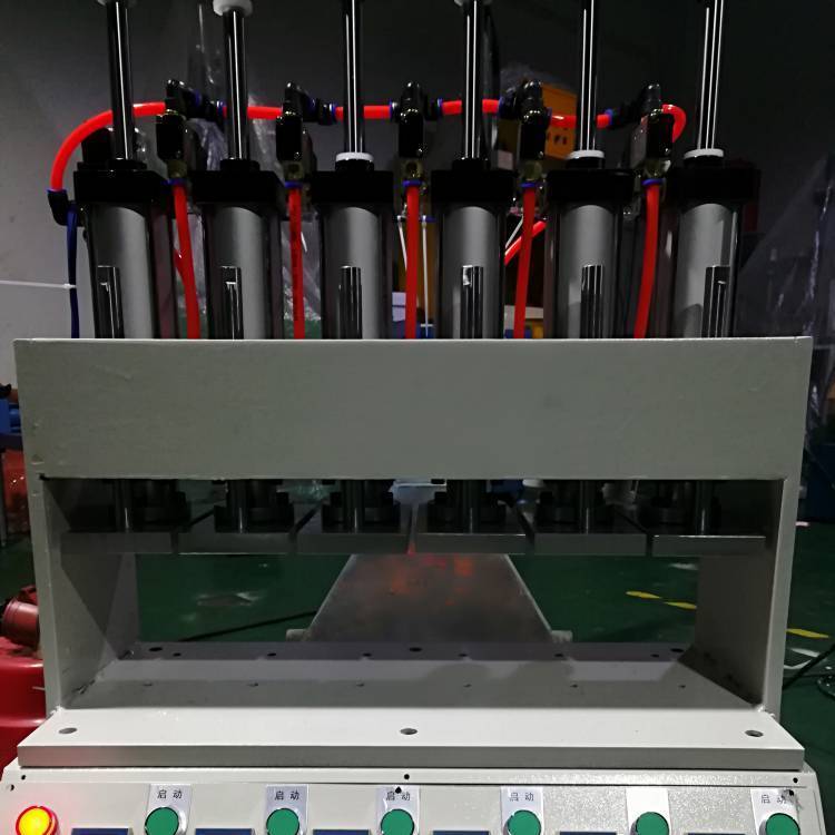 小型液壓沖壓機(jī)_常州四柱液壓機(jī)_立式小型液壓機(jī)批量供應(yīng)
