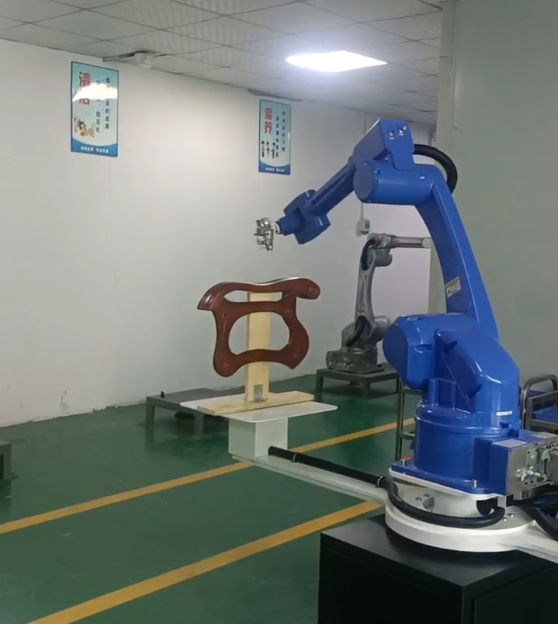 國產(chǎn)流水線追蹤轉(zhuǎn)臺式多工位五金塑膠外殼噴漆噴粉機器人機械手臂