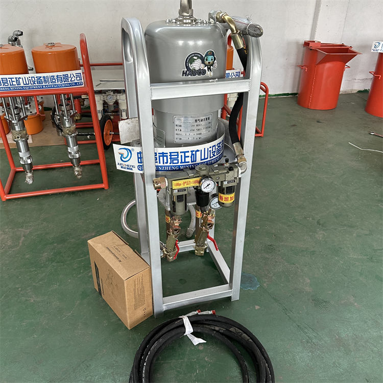 氣動(dòng)煤礦用注漿泵ZZQ-0.9\/5型三缸雙液多比例立式注漿機(jī)