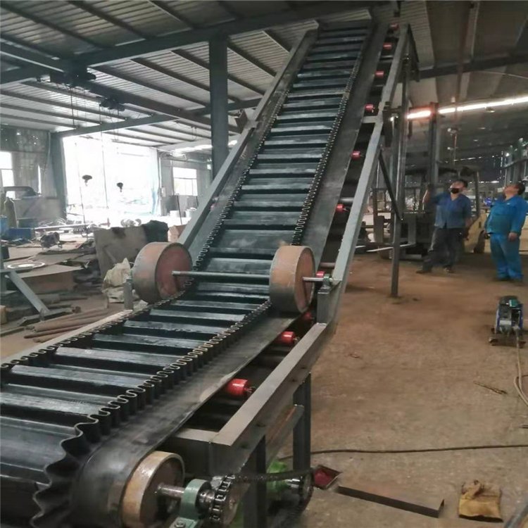 cst皮帶輸送機(jī)黃土皮帶輸送機(jī)六九重工皮帶機(jī)輸送機(jī)廠