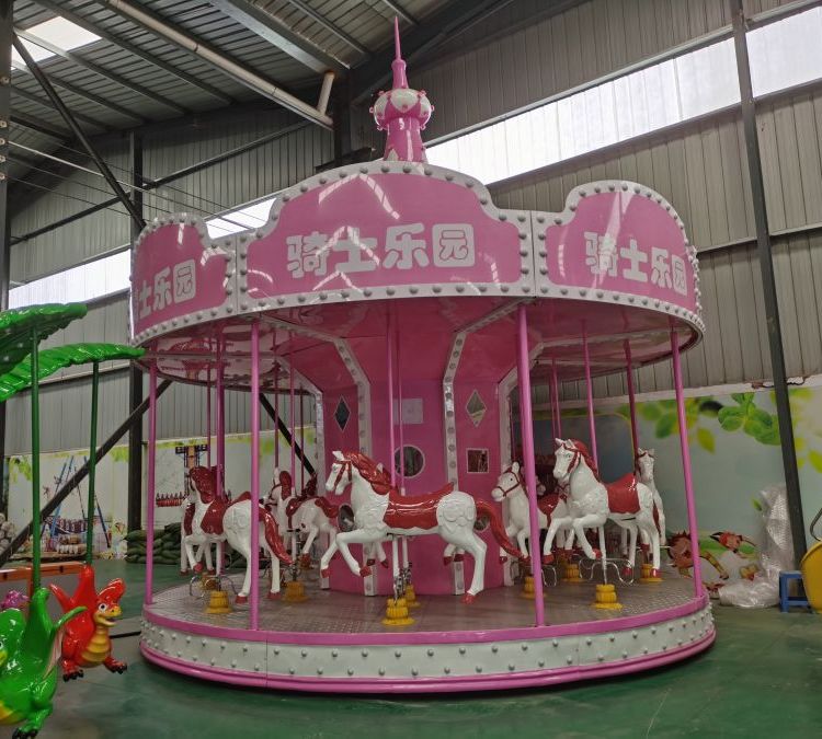 2021大型戶外旋轉(zhuǎn)木馬兒童豪華16座景區(qū)網(wǎng)紅轉(zhuǎn)馬生產(chǎn)廠家