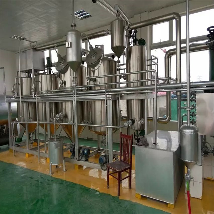 不銹鋼榨油設(shè)備茶籽油精煉設(shè)備中贏實(shí)力廠家