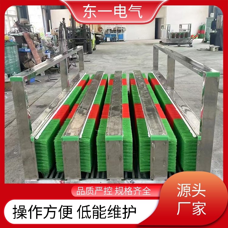 東一電氣鏡面不銹鋼分體式洗靴機(jī)運(yùn)行噪聲低批發(fā)定制現(xiàn)貨直供