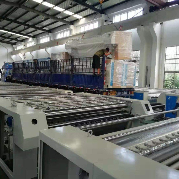 工業(yè)洗衣房用工業(yè)燙平機(jī)，工業(yè)熨燙機(jī)，平燙機(jī)，滾燙機(jī)