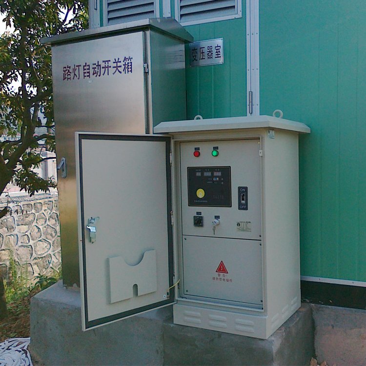 保瓦博士CHJN-CH-50型照明調(diào)壓穩(wěn)壓節(jié)電器設(shè)備