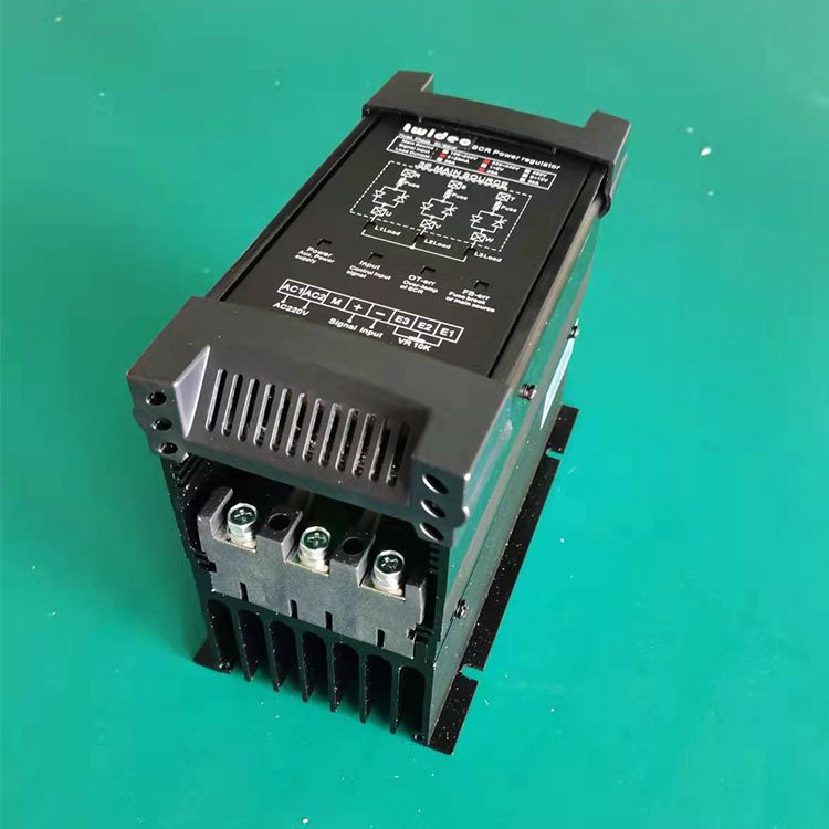 合泉工業(yè)窯爐電壓調(diào)節(jié)器SCR100A電力調(diào)整器定制TR-4-4-100-P