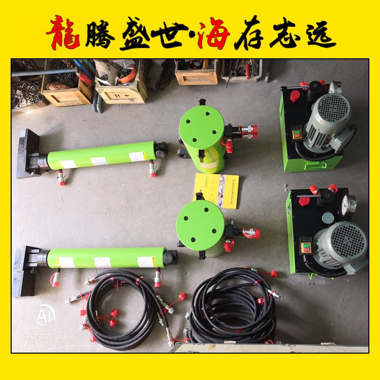 100噸變壓器重物推移機(jī)輔助裝置進(jìn)行短距離推移作業(yè)