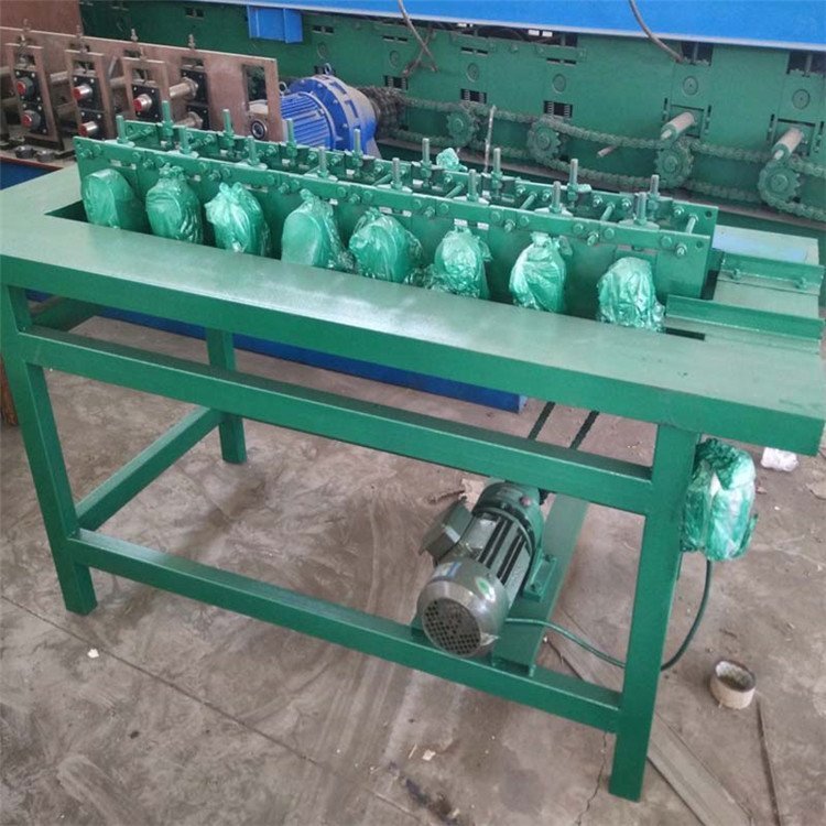 鍍鋅板包邊機(jī)金屬板死邊機(jī)彩鋼翻邊機(jī)亞峰冷彎成型機(jī)
