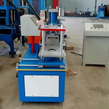 定制125成型卷閘門設(shè)備導(dǎo)槽機卷簾門成型機亞峰機械