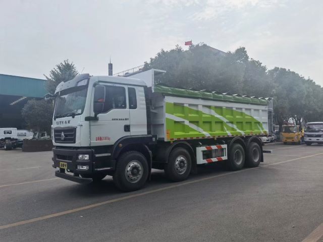 重汽汕德卡前四后八國(guó)六濰柴350馬力自卸式垃圾車