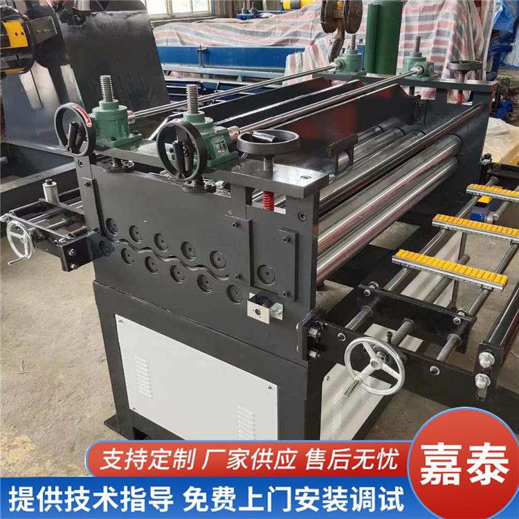 嘉泰供應(yīng)半自動(dòng)校平機(jī)配激光切割的開平機(jī)設(shè)備可定制