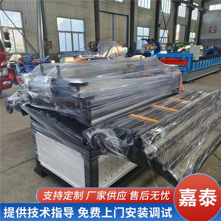 不銹鋼校平機(jī)配激光切割的開卷機(jī)-開平機(jī)設(shè)備實(shí)現(xiàn)聯(lián)動(dòng)