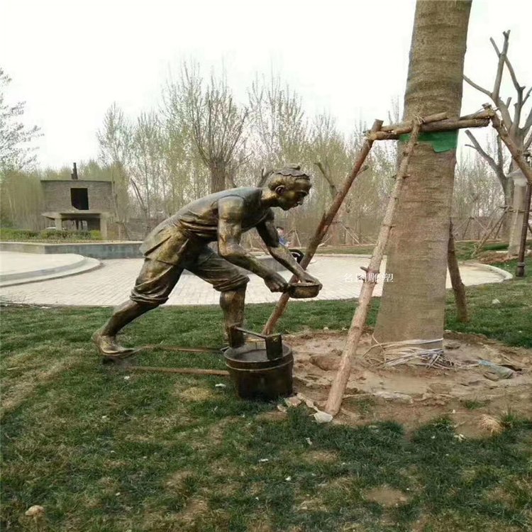 珠海學(xué)校人物雕塑玻璃鋼校園文化人雕像仿銅景觀擺件